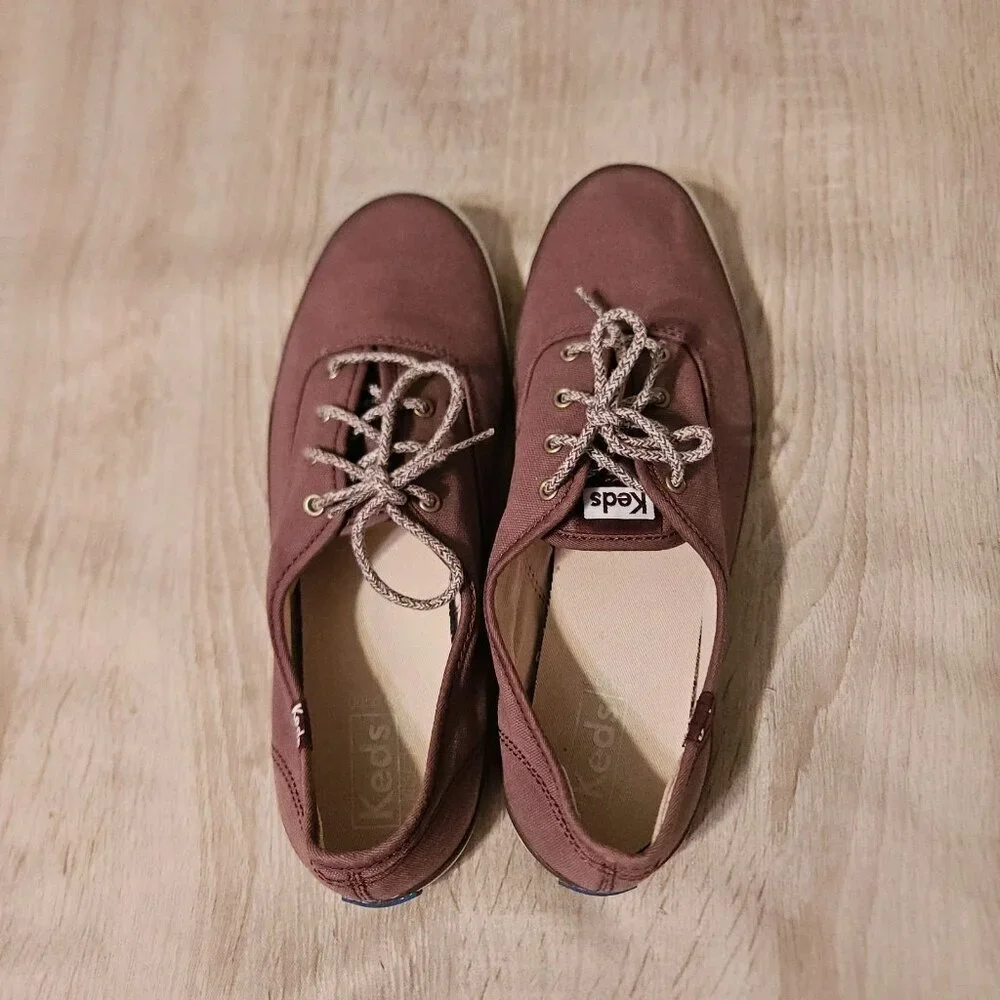 Keds Size 8.5 Womens Canvas Comfort Flats Shoes Sneakers Bergundy